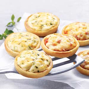 9 Petites pizzas jambon/fromages 9 Petites pizzas jambon/fromages
