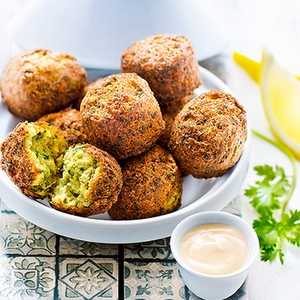 9 Falafels 9 Falafels