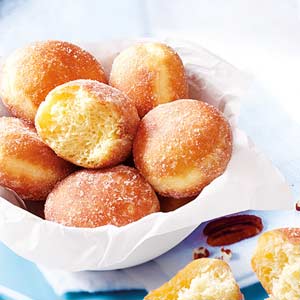 8 Mini beignets sucrés 8 Mini beignets sucrés