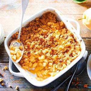 Apfel zerbröckelt Apfel zerbröckelt